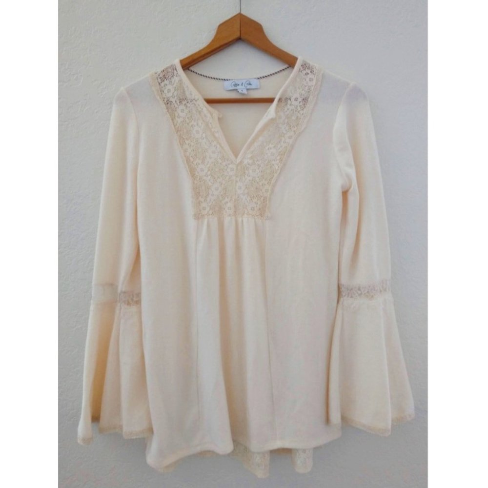 Coffee & Cake romantic lace top with bell sleeves S  - new